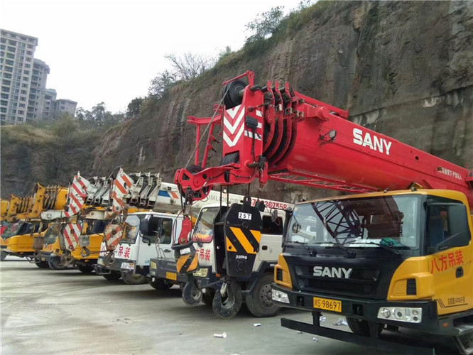 昆山市吊车出租按什么计费？台班费、单次费、里程费怎么算？